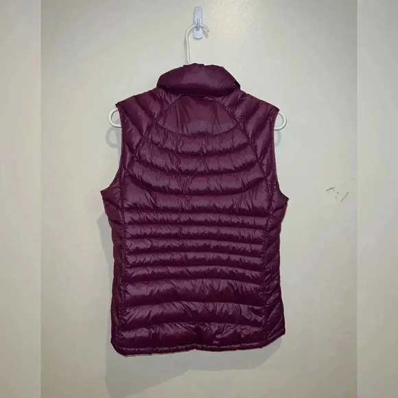 Bernardo Goose Down Puffer Vest - Picture 4 of 4